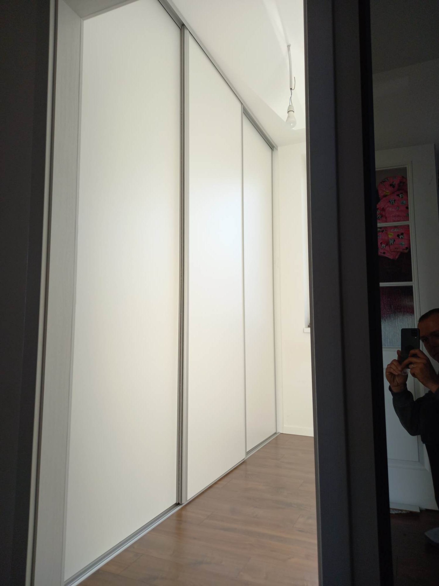 Vstavané skrine od 350eur za bežný meter. 